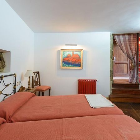 Aldea Bordons Guest House Санксенсо Екстериор снимка