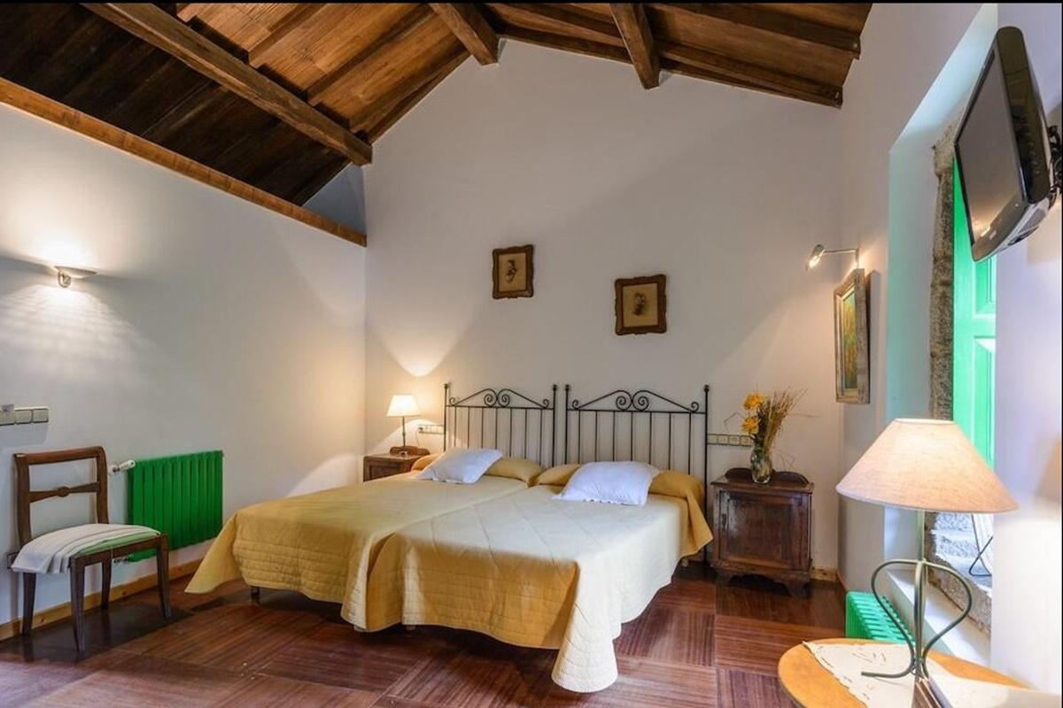 Aldea Bordons Guest House Санксенсо Екстериор снимка