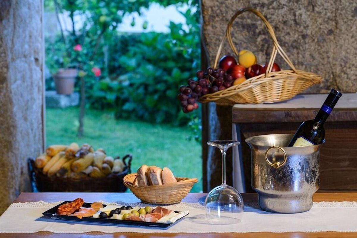 Aldea Bordons Guest House Санксенсо Екстериор снимка
